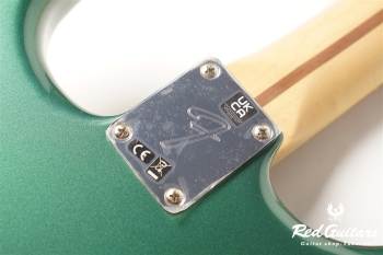  LIMITED EDITION PLAYER STRATOCASTER - Sherwood Green